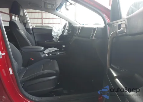 2018 Kia Sportage Lx z USA, uszkodzony, nr VIN KNDPMCAC9J7386293